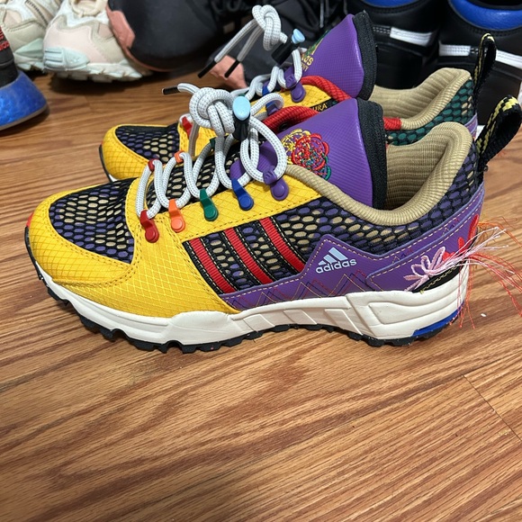 Multicolor Men's Sneakers - Yellow & Purple Athletic Style - Picture 2 of 6